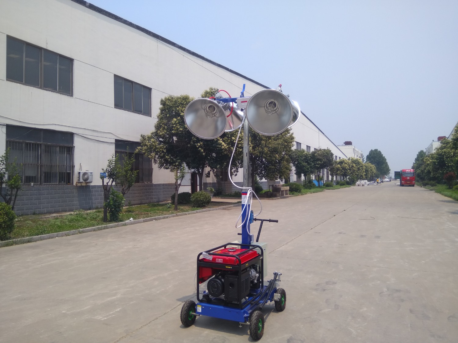 手扶式照明车上的金卤灯优势及作用有哪些？