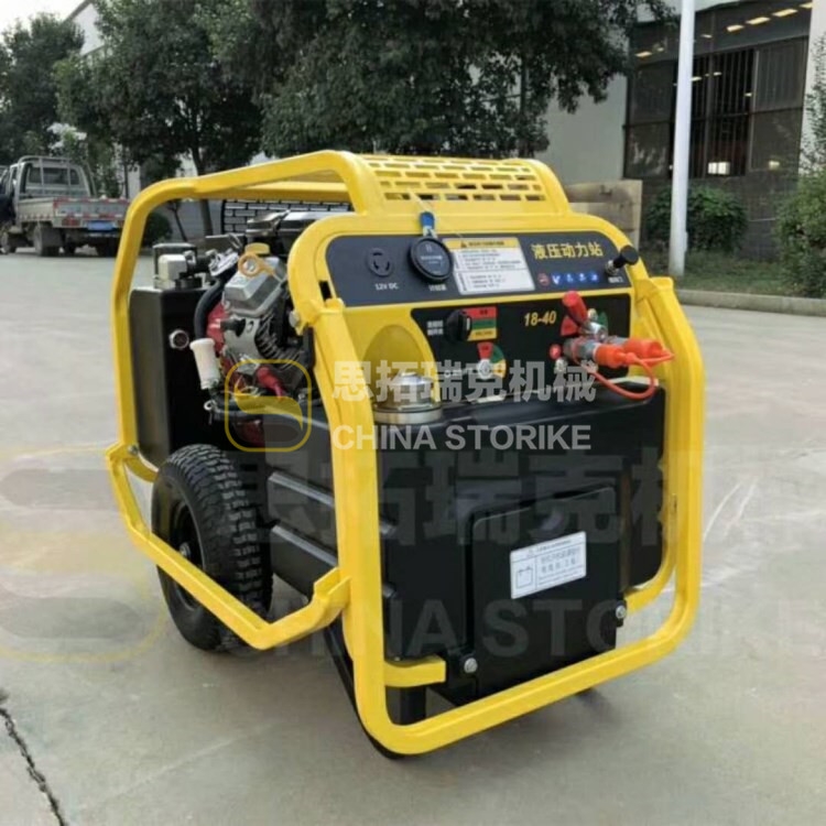 如何操作小型双回路液压动力站？