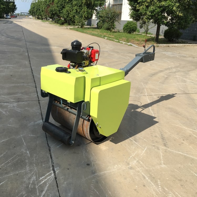 小型压路机主要部件的保养