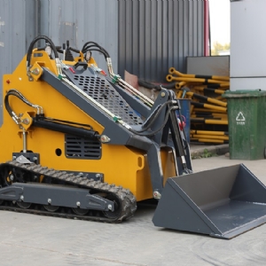 滑移装载机ST380